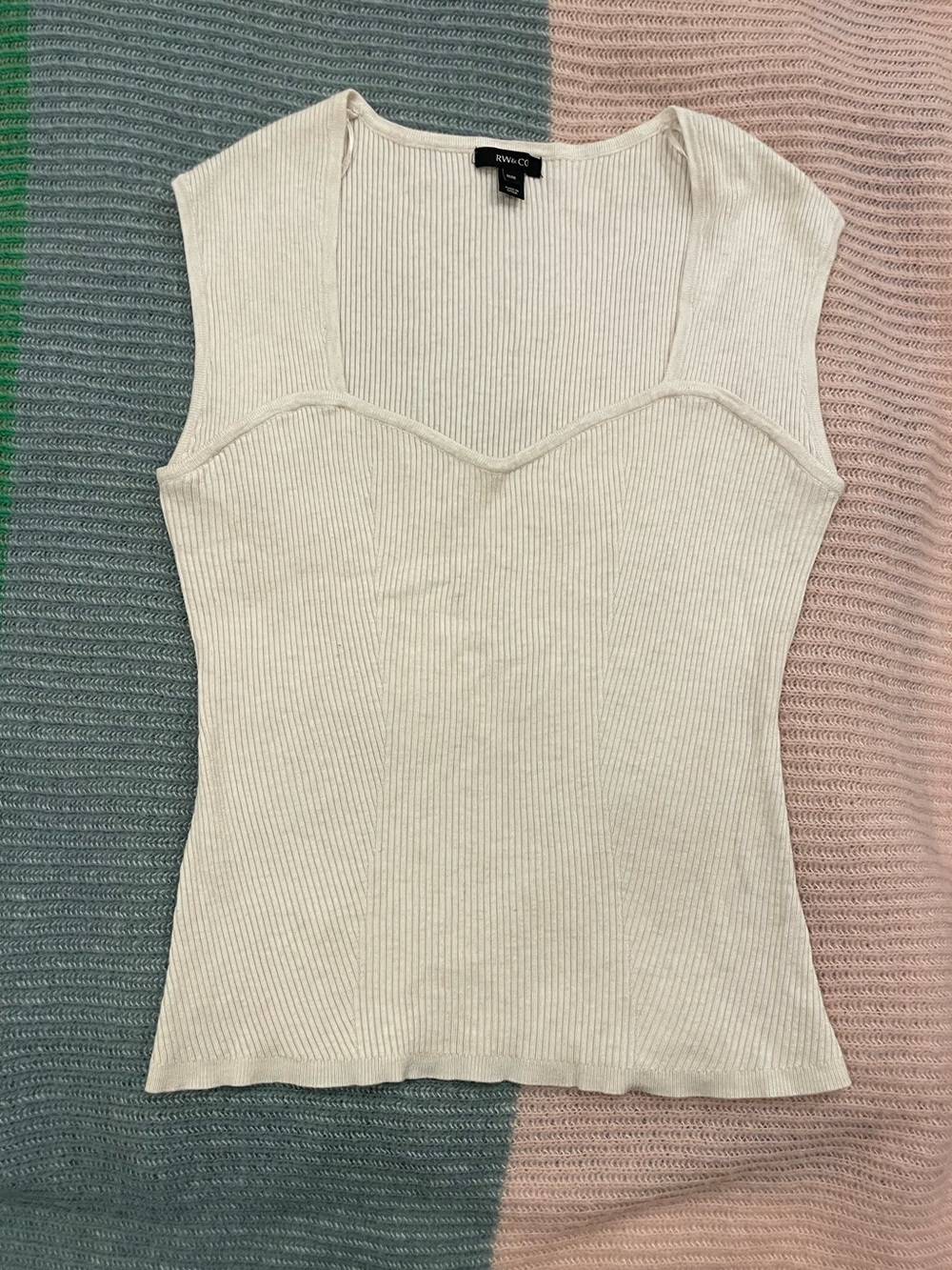 RW&CO. Cream Ribbed Sweetheart Neck Tank